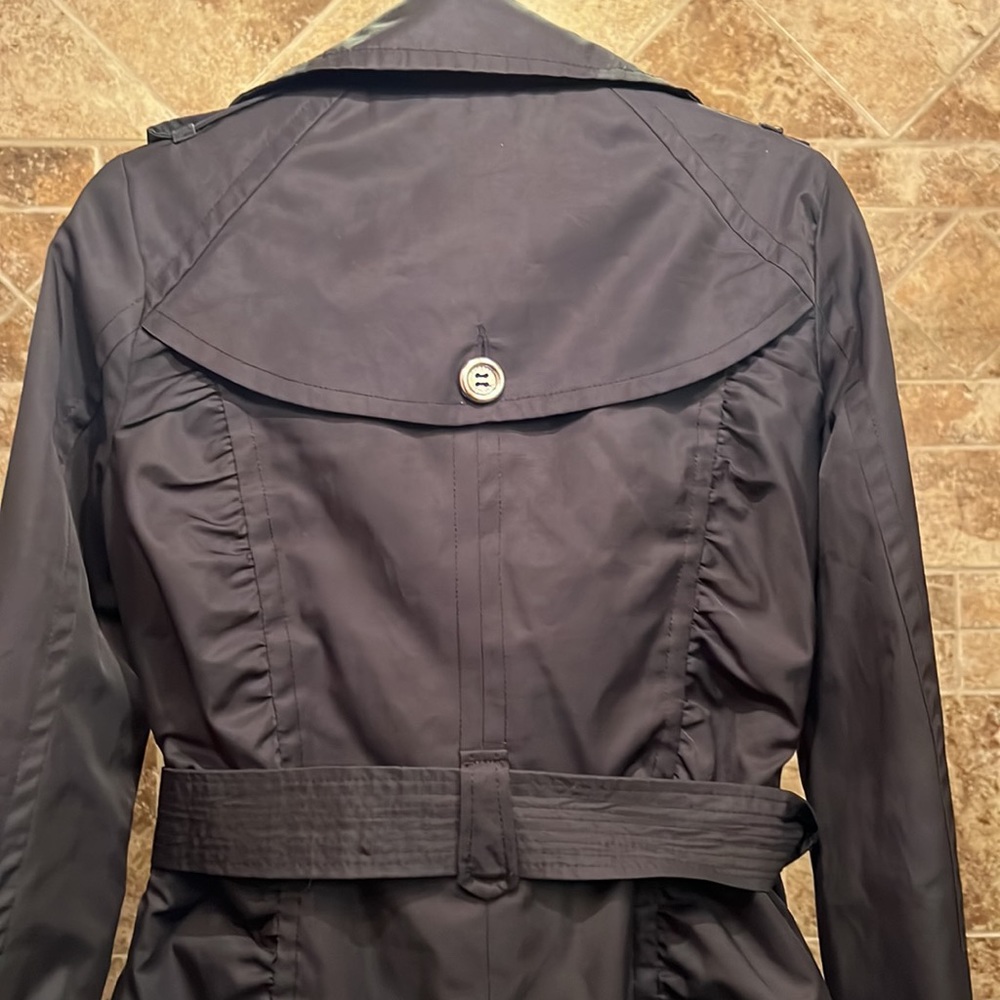 Express Coat - Picture 8 of 9
